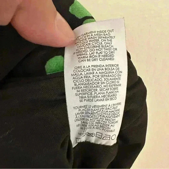 Cabi Drama Skirt Black Floral Print Black Wrap Midi Style Size Medium Womens - Picture 15 of 16